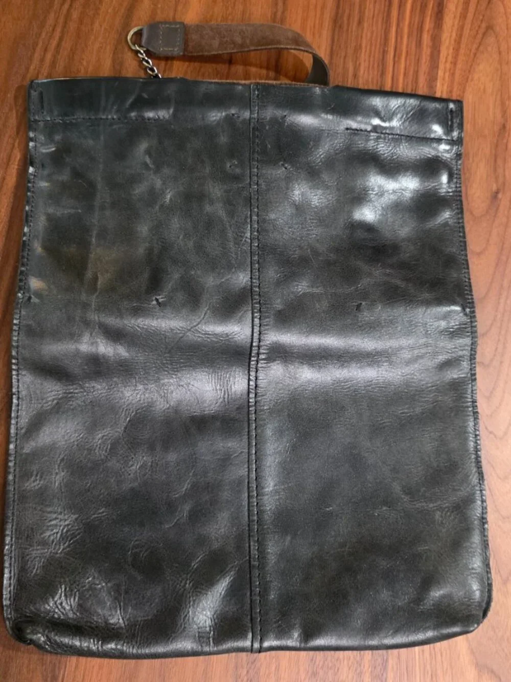 Large Jo handbags black leather tote, fold over with chain/leather strap